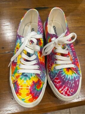 Gently worn Superga tie dye sneaker 39 (w8)
